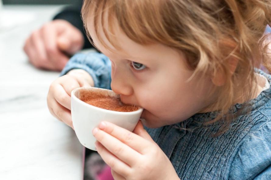 نوشیدن قهوه در کودکان